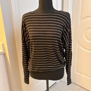 Beyond Yoga workout top with open back.